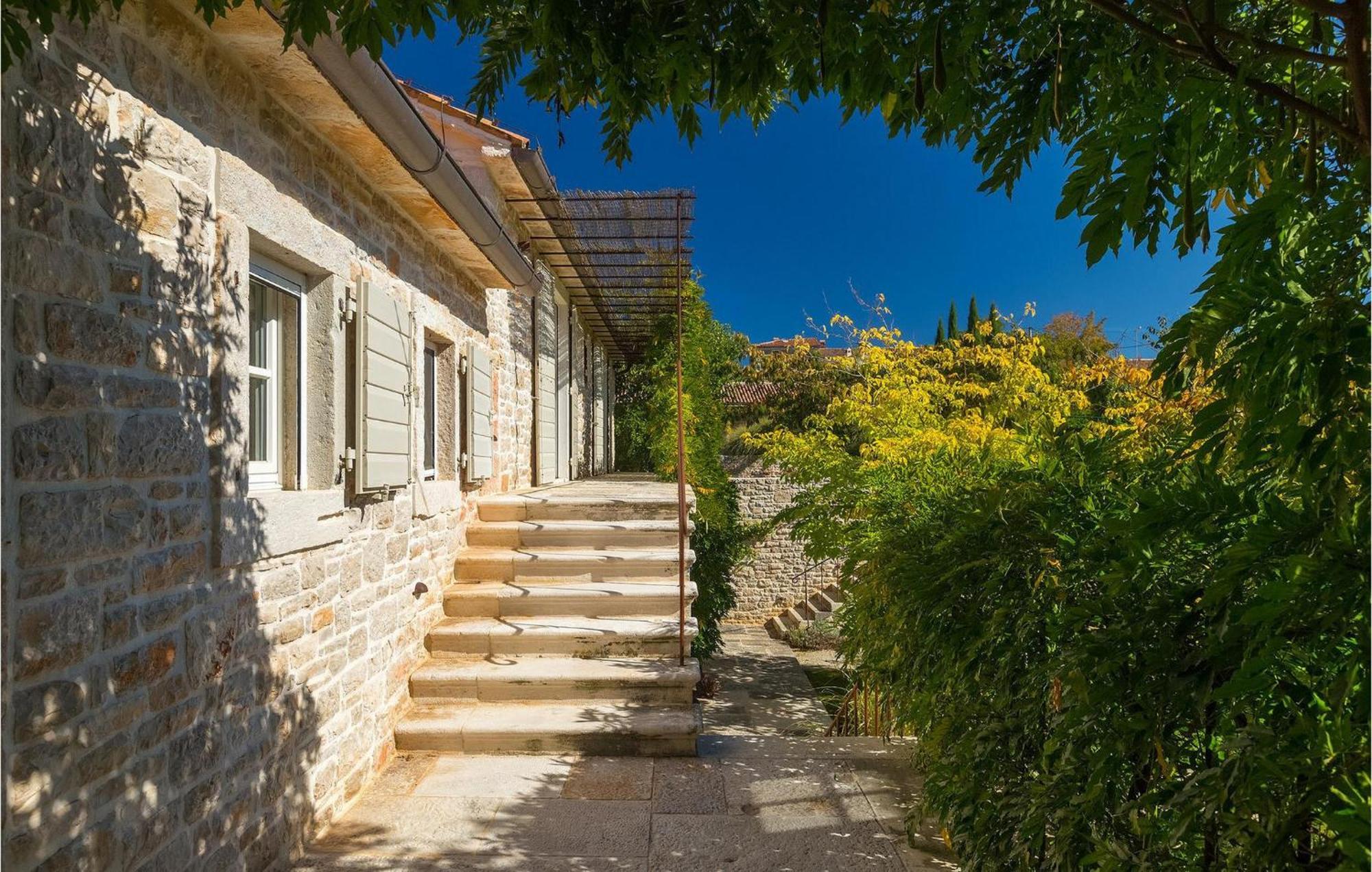 Villa Cipresso Porec Exterior photo